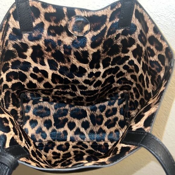 ✨Leopard Print Tote✨ - Picture 5 of 5